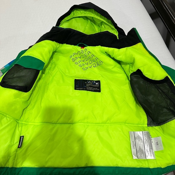 Spyder kids ski coat - Picture 5 of 6